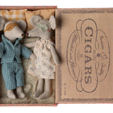 Mum & Dad Mice in Cigar Box
