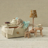 Dancing Mouse in Daybed : Little Sister