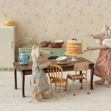 Maileg Party Cake and Cake Stand : Mouse